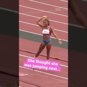 She thought she was jumping nextâ€¦ ðŸ˜‚