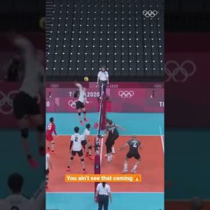 This volleyball play is SO smart! 👨‍🎓