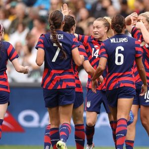 USWNT ride strong second half to 3-0 win over Australia | FOX SOCCER