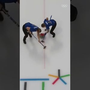 You have to watch this curling moment ❤️